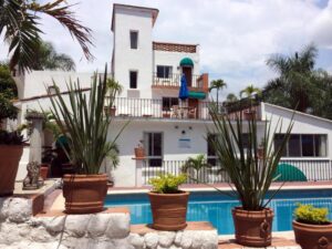 hotel-bajo-el-volcan-alojamiento